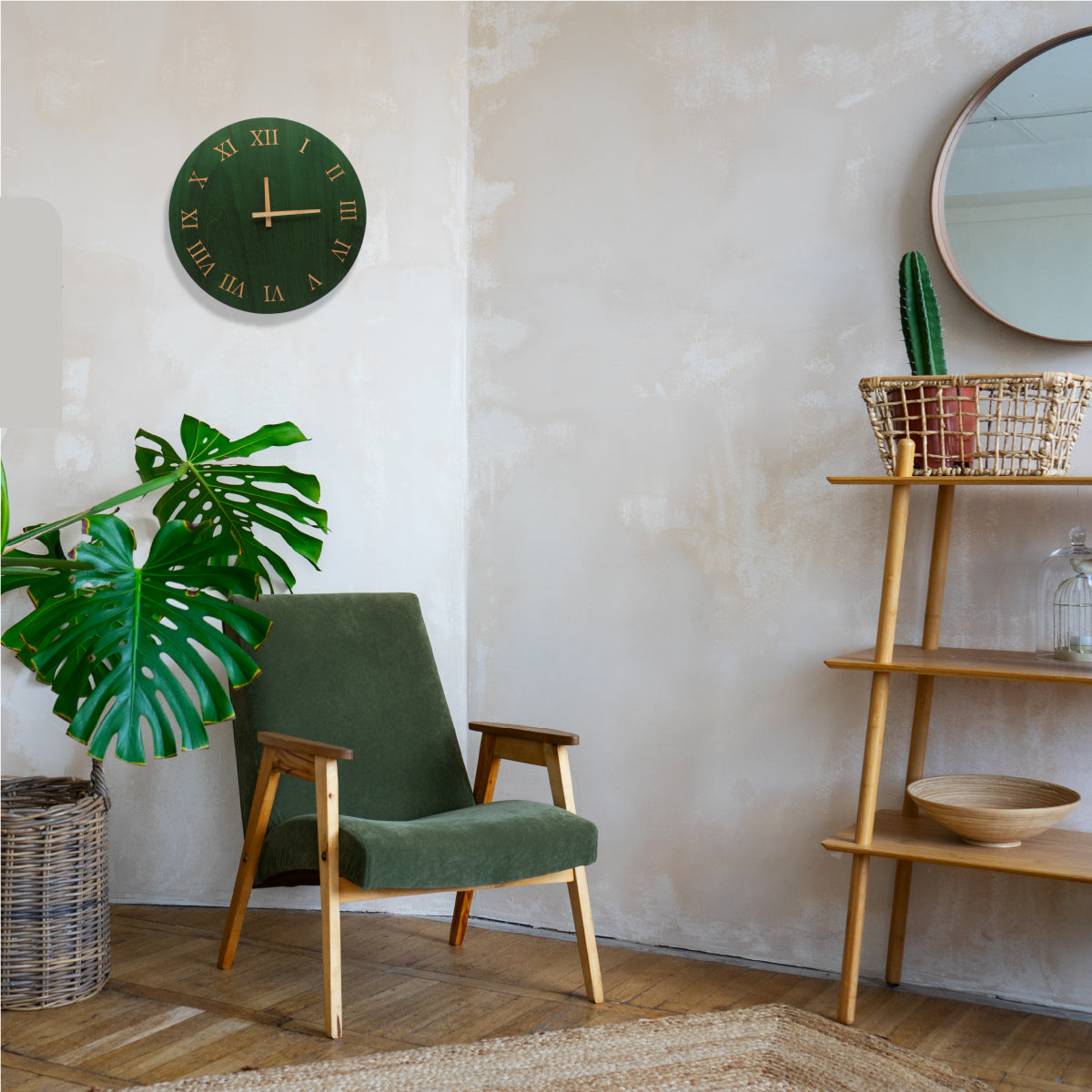 Grön Skogsstund wooden wall Clock